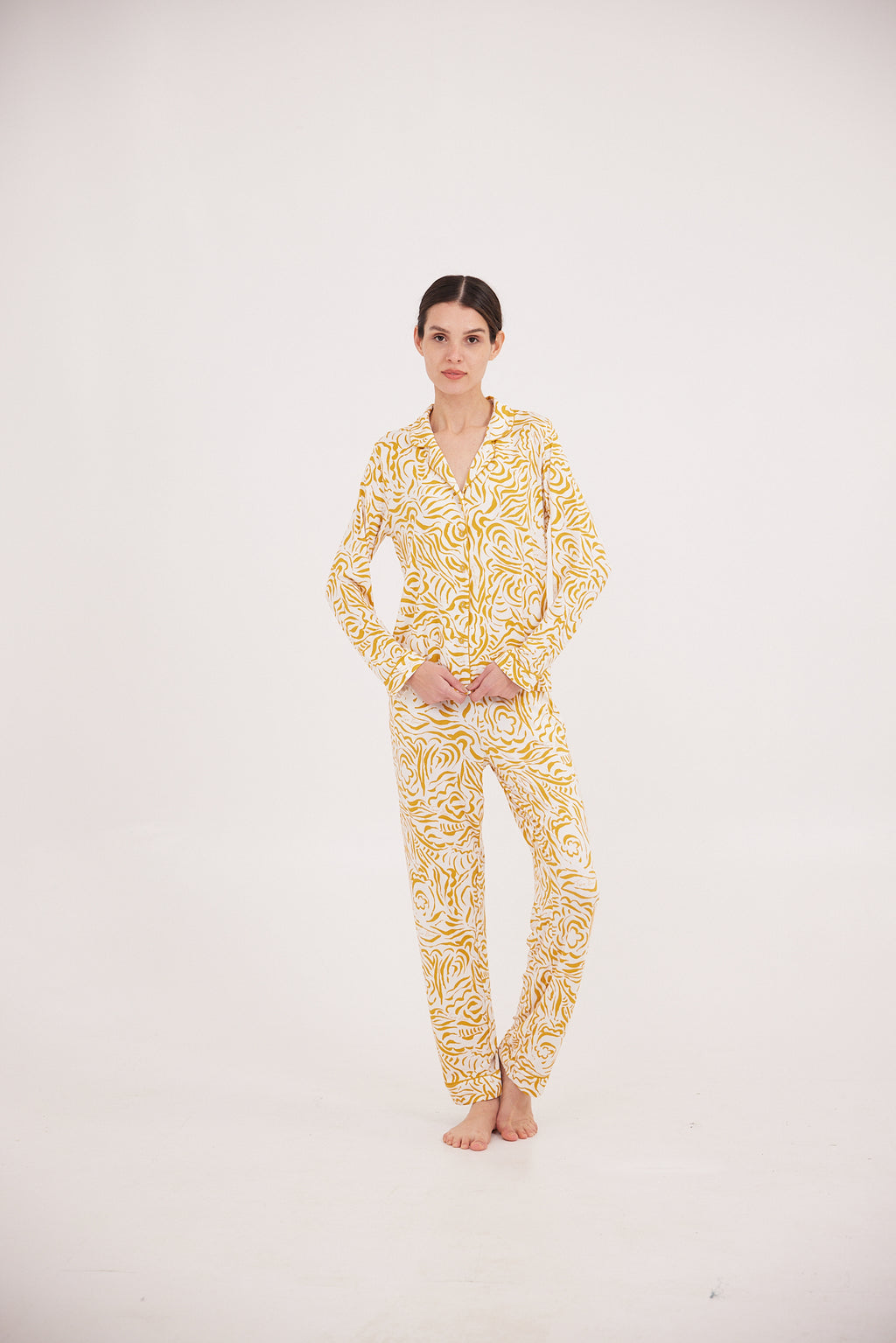 Lila Cream Set